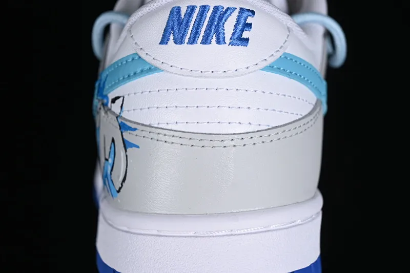 All categories Nk SB Dunk series Nk SB Dunk Low Low-top sneakers Nk Dunk Low Graffiti deconstruction style Casual diary Gradient splash letters SB strap low-top casual sneakers DV0831-104